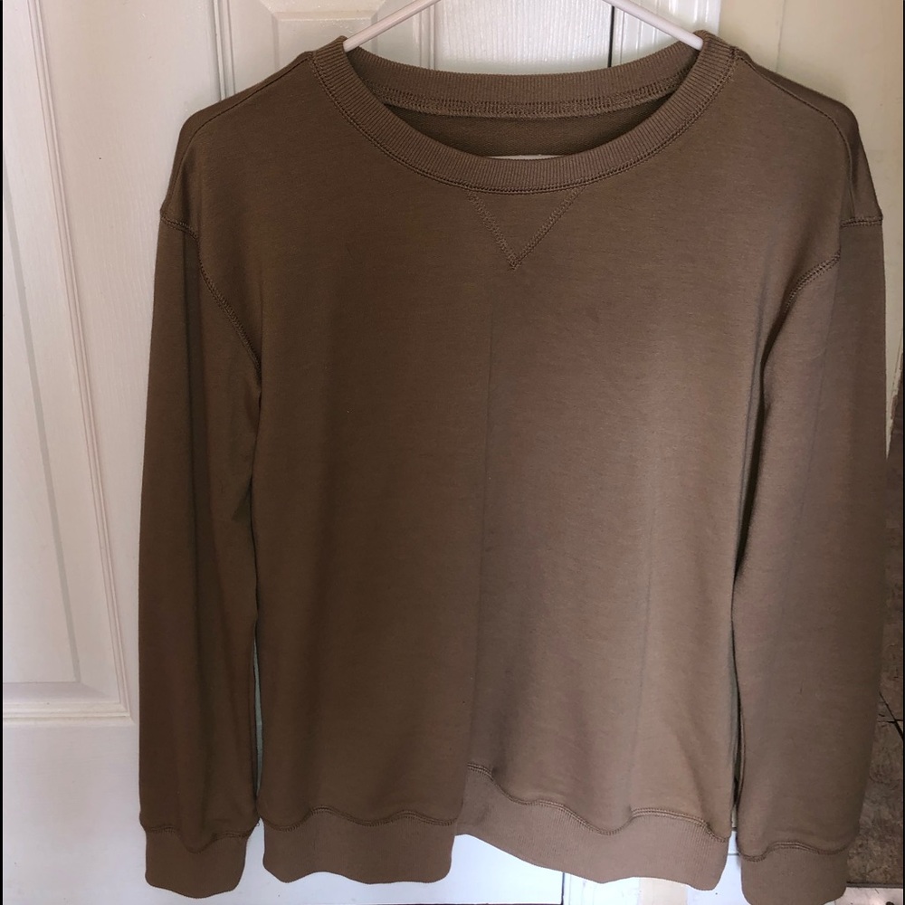 Crewneck sweatshirt